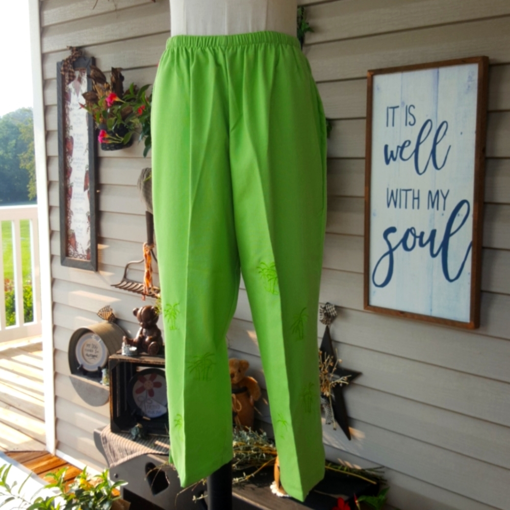 LILLY OF CALIFORNIA ♡ Gorgeous Vintage Lime Gree Embroidered Palm Tree Capris S